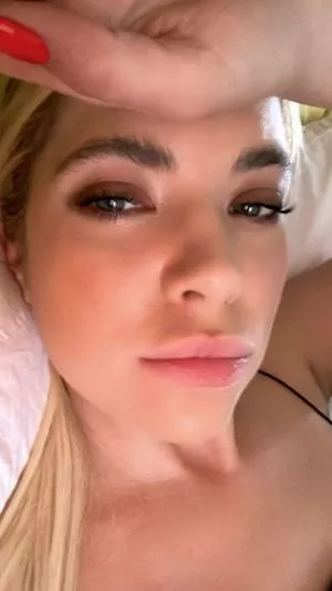 Ashley Benson OnlyFans Leaked Free Thumbnail Picture - #FzGogF7Chu