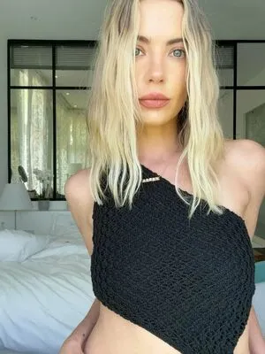 Ashley Benson OnlyFans Leaked Free Thumbnail Picture - #QkIgRrCj28