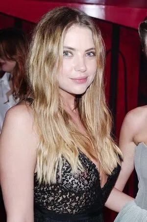 Ashley Benson OnlyFans Leaked Free Thumbnail Picture - #YHORaaQA0M