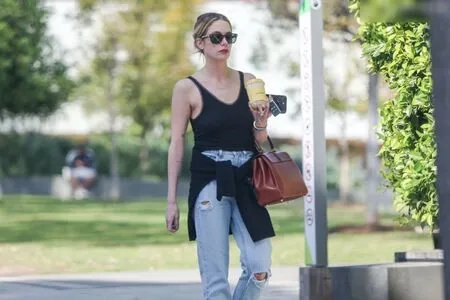 Ashley Benson OnlyFans Leaked Free Thumbnail Picture - #YZX8Cp0evB