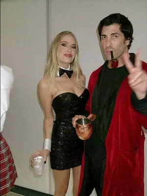 Ashley Benson OnlyFans Leaked Free Thumbnail Picture - #i7Pp3QuV5L