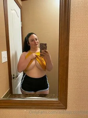Ashley Coco OnlyFans Leaked Free Thumbnail Picture - #1CbygeZ6l7