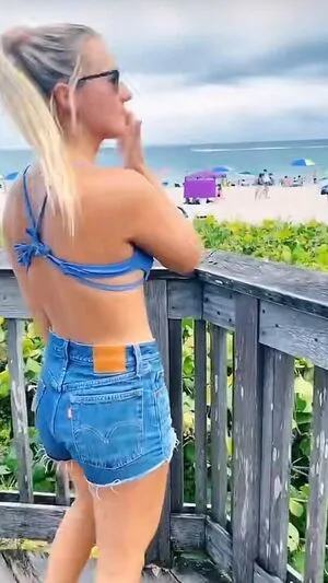 Ashley Cooke OnlyFans Leaked Free Thumbnail Picture - #erDXgqeSyN