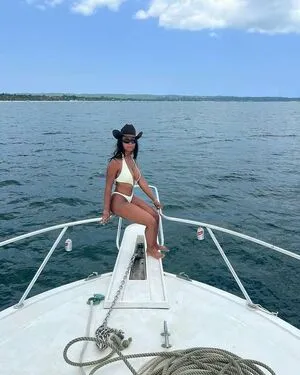 Ashley Cunningham OnlyFans Leaked Free Thumbnail Picture - #0zh2GN4x38
