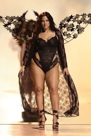 Ashley Graham OnlyFans Leaked Free Thumbnail Picture - #3bhkHkgmvV