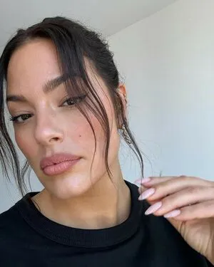 Ashley Graham OnlyFans Leaked Free Thumbnail Picture - #7unNZBonPs