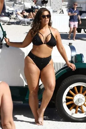 Ashley Graham OnlyFans Leaked Free Thumbnail Picture - #NFQtspNjyg