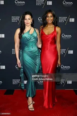 Ashley Graham OnlyFans Leaked Free Thumbnail Picture - #PFeChzRHuh