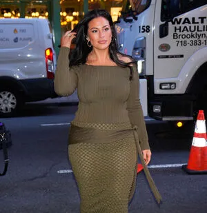 Ashley Graham OnlyFans Leaked Free Thumbnail Picture - #PYO3sWKIoU