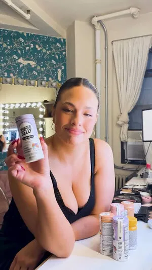 Ashley Graham OnlyFans Leaked Free Thumbnail Picture - #SAoyJeCtBQ