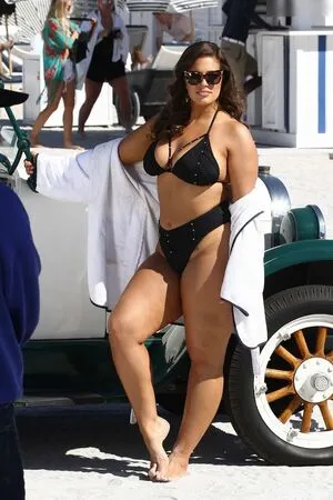 Ashley Graham OnlyFans Leaked Free Thumbnail Picture - #djec3TXFmc