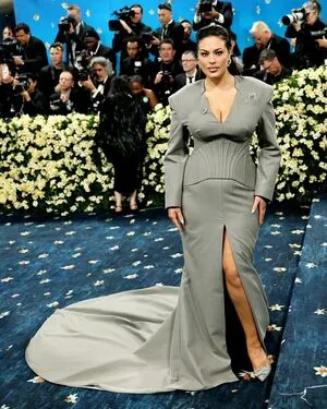 Ashley Graham OnlyFans Leaked Free Thumbnail Picture - #lH9Xg148BD