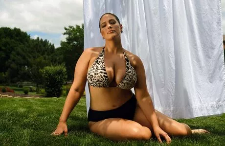 Ashley Graham OnlyFans Leaked Free Thumbnail Picture - #nFQ5M0ROIr