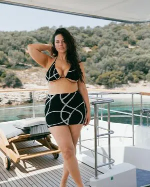 Ashley Graham OnlyFans Leaked Free Thumbnail Picture - #uLh826CCiL