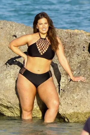 Ashley Graham OnlyFans Leaked Free Thumbnail Picture - #v93s4rciXR