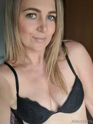 Ashley Ivy6 OnlyFans Leaked Free Thumbnail Picture - #REe14tew8f