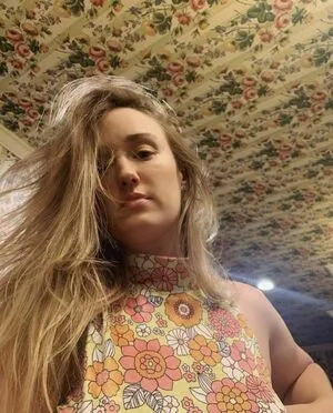 Ashley Johnson OnlyFans Leaked Free Thumbnail Picture - #YxpjLsswuv
