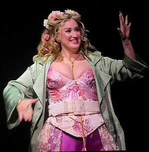 Ashley Johnson OnlyFans Leaked Free Thumbnail Picture - #kFOZmdnaze