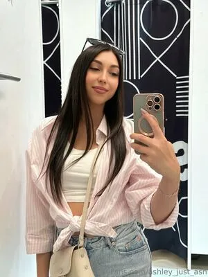 Ashley Just Ash OnlyFans Leaked Free Thumbnail Picture - #AWmUH0tFF0