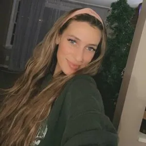 Ashley Kowalcyk OnlyFans Leaked Free Thumbnail Picture - #DsnELLa946