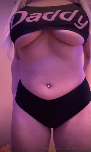 Ashley Raexo OnlyFans Leaked Free Thumbnail Picture - #8t7NcNavgc