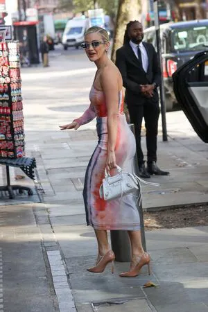 Ashley Roberts OnlyFans Leaked Free Thumbnail Picture - #4xyChMuoHK