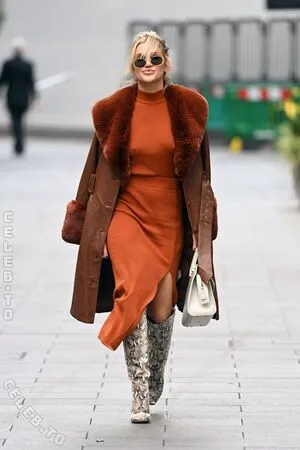 Ashley Roberts OnlyFans Leaked Free Thumbnail Picture - #AineFig109