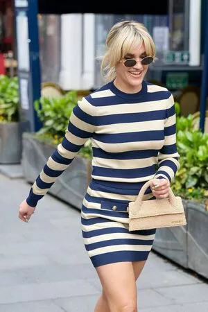 Ashley Roberts OnlyFans Leaked Free Thumbnail Picture - #B4WyNxKUVk