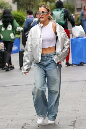 Ashley Roberts OnlyFans Leaked Free Thumbnail Picture - #DEcruvog7F