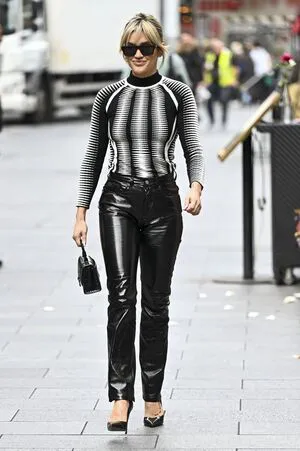 Ashley Roberts OnlyFans Leaked Free Thumbnail Picture - #ILujbHk78S