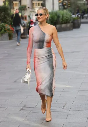 Ashley Roberts OnlyFans Leaked Free Thumbnail Picture - #MoqnnKzlhu