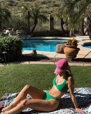 Ashley Roberts OnlyFans Leaked Free Thumbnail Picture - #igSvriLceD