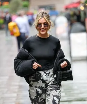 Ashley Roberts OnlyFans Leaked Free Thumbnail Picture - #zoZaY48Whp