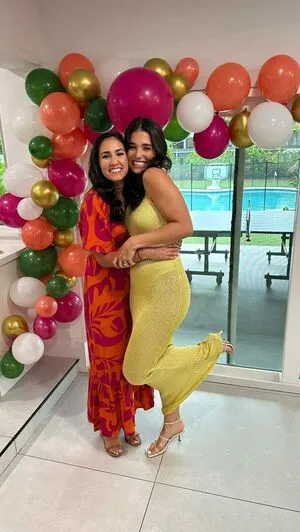 Ashley Shahahmadi OnlyFans Leaked Free Thumbnail Picture - #7h7UHt02Qu