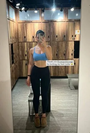 Ashley Shahahmadi OnlyFans Leaked Free Thumbnail Picture - #IvLVbSnnlq