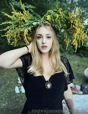 Ashley Shining Star OnlyFans Leaked Free Thumbnail Picture - #e9m8j1Wa1j