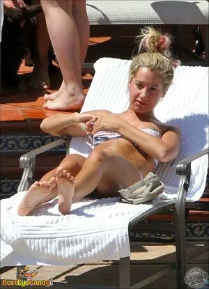 Ashley Tisdale OnlyFans Leaked Free Thumbnail Picture - #EZK4zhNYIa