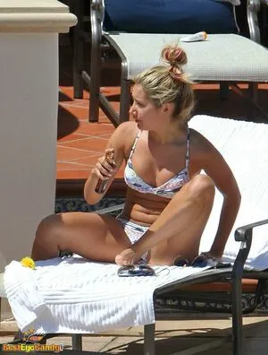 Ashley Tisdale OnlyFans Leaked Free Thumbnail Picture - #aI4flgyTV0