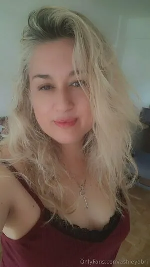Ashleyabri OnlyFans Leaked Free Thumbnail Picture - #AvZD52RNjA