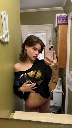 Ashleyadamsss OnlyFans Leaked Free Thumbnail Picture - #lrYWFodzxv