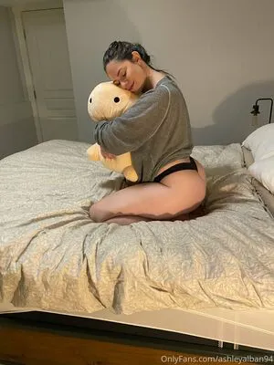 Ashleyalban94 OnlyFans Leaked Free Thumbnail Picture - #iMUeBMmpXj