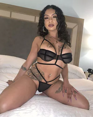 ashleyamor OnlyFans Leaked Free Thumbnail Picture - #FkiBSVvGp7