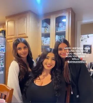 Ashleyarambulaa OnlyFans Leaked Free Thumbnail Picture - #W85e4Wfuin