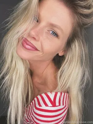 Ashleybelle OnlyFans Leaked Free Thumbnail Picture - #BX81EuZ2iB