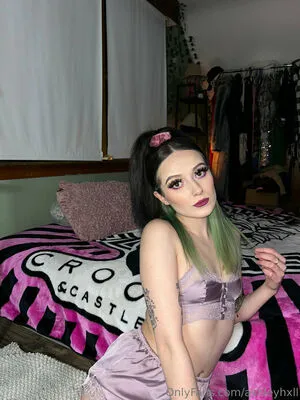 Ashleyhxll OnlyFans Leaked Free Thumbnail Picture - #0X0JWITN8Y
