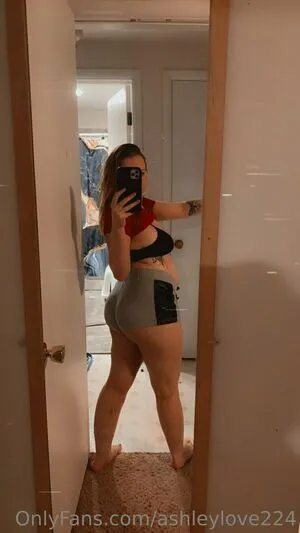 Ashleylove224 OnlyFans Leaked Free Thumbnail Picture - #BaCoj8x1Ee