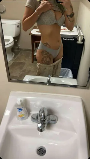 Ashleyluv101 OnlyFans Leaked Free Thumbnail Picture - #40d3IwlBCq