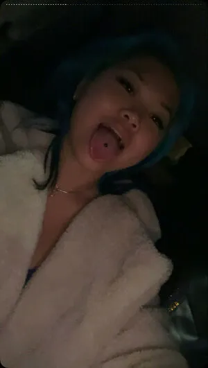 Ashleyluv101 OnlyFans Leaked Free Thumbnail Picture - #KBABumWG9S