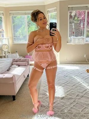 Ashleyniccoleyoga OnlyFans Leaked Free Thumbnail Picture - #JIgN1cjNUx