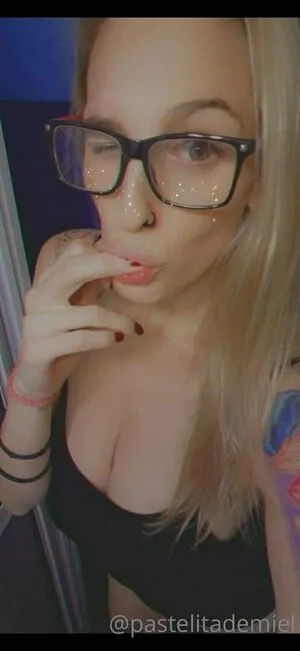 Ashleypink80 OnlyFans Leaked Free Thumbnail Picture - #5KrubDFAfq